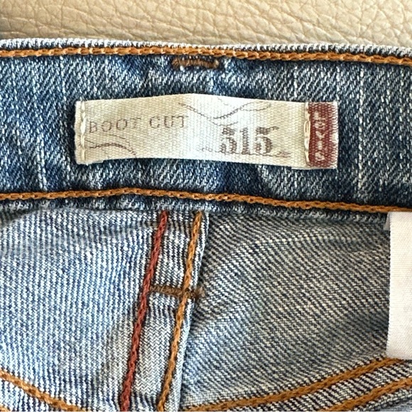 Vintage Levi's Jeans 515 Boot Cut Jeans - Picture 10 of 11
